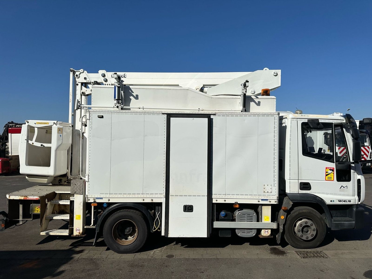 Iveco EuroCargo 120E18 + COMET 151TAL*Steiger - Billift: bild 2 Iveco EuroCargo 120E18 + COMET 151TAL*Steiger - Billift: bild 2