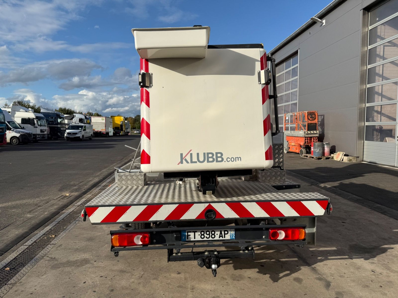 Renault Master III Steiger/11,2m/3,5t/Klubb K26/AHK - Billift: bild 2 Renault Master III Steiger/11,2m/3,5t/Klubb K26/AHK - Billift: bild 2