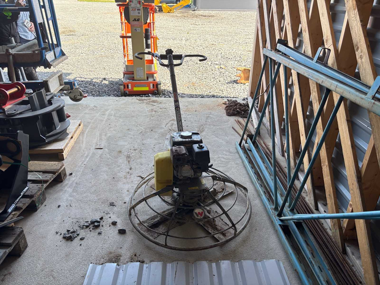 Wacker Neuson Trowel CT 36-5A concrete grinder - Betongblandare: bild 4 Wacker Neuson Trowel CT 36-5A concrete grinder - Betongblandare: bild 4
