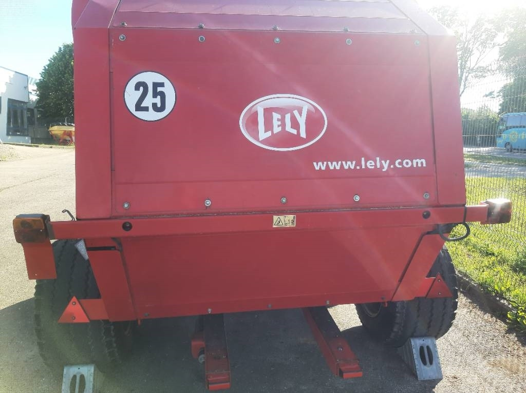 Lely Welger RP 245 Profi - Rundbalspress: bild 2 Lely Welger RP 245 Profi - Rundbalspress: bild 2