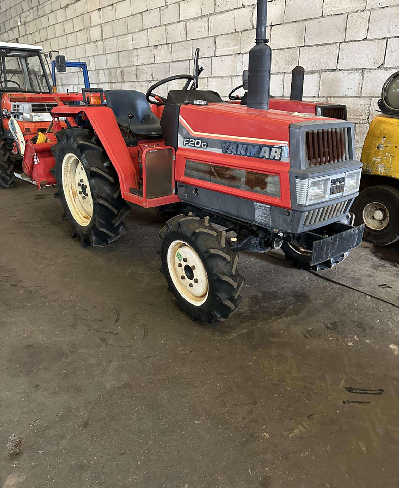Yanmar F20 - Traktor: bild 4 Yanmar F20 - Traktor: bild 4