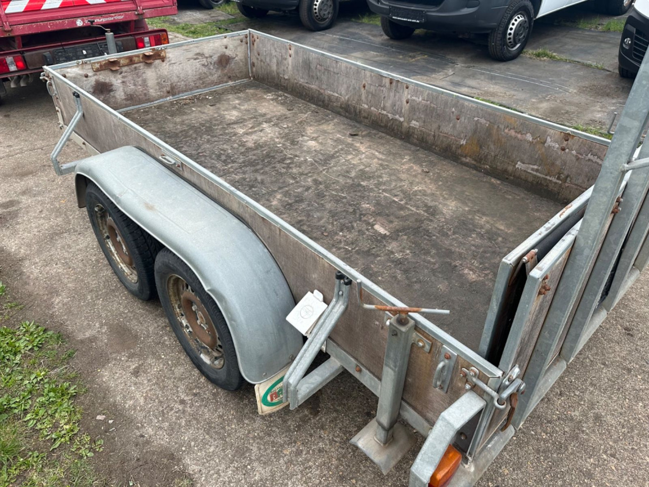 BAOS TIEFLADER 2 ACHSER 2000KG 1500 KG NUTZLAST - Låg lastare trailer: bild 3 BAOS TIEFLADER 2 ACHSER 2000KG 1500 KG NUTZLAST - Låg lastare trailer: bild 3