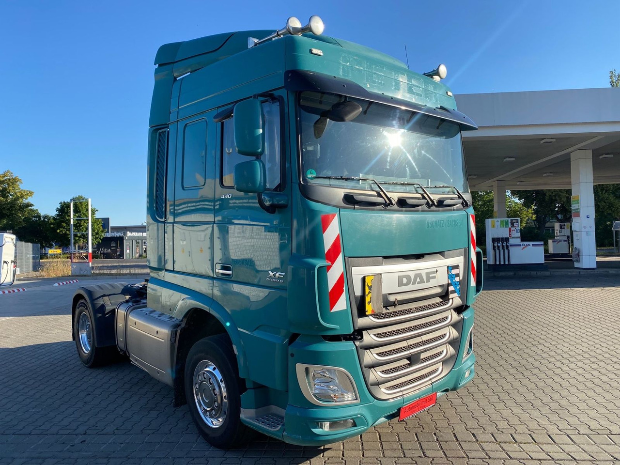 DAF XF 440 EURO 6 KIPPHYDRAULIK ALUFELGEN - Dragbil: bild 1 DAF XF 440 EURO 6 KIPPHYDRAULIK ALUFELGEN - Dragbil: bild 1