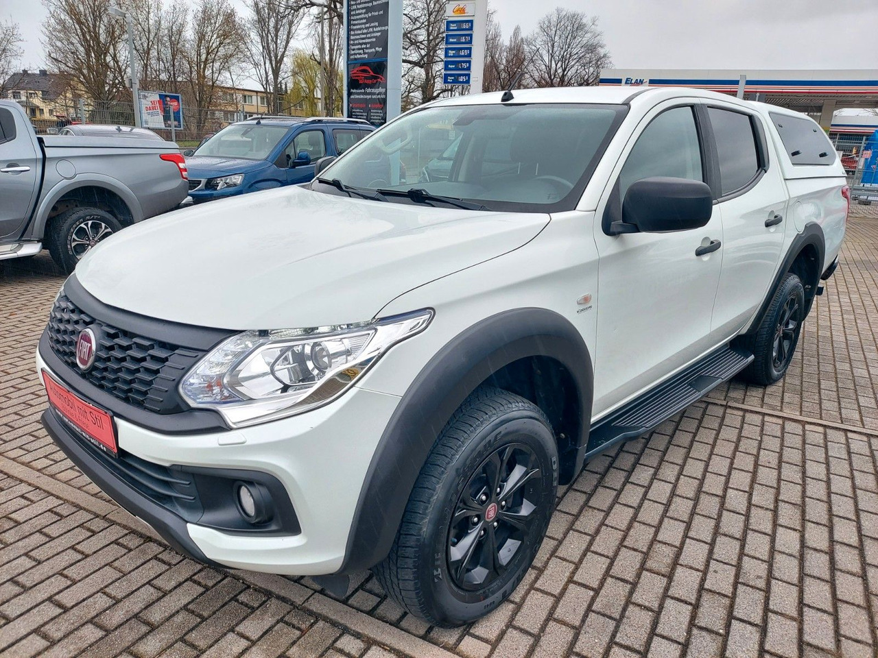 Fiat Fullback Double Cab Cross Plus 4x4 Leder DAB Nav - SUV: bild 3 Fiat Fullback Double Cab Cross Plus 4x4 Leder DAB Nav - SUV: bild 3