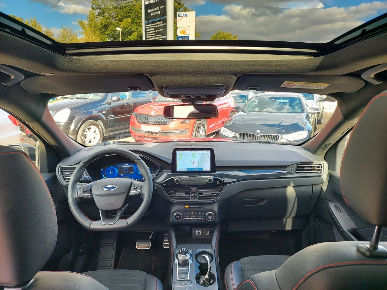 Ford Kuga Plug-In Hybrid ST-Line X ACC Assist 360° - SUV: bild 2 Ford Kuga Plug-In Hybrid ST-Line X ACC Assist 360° - SUV: bild 2