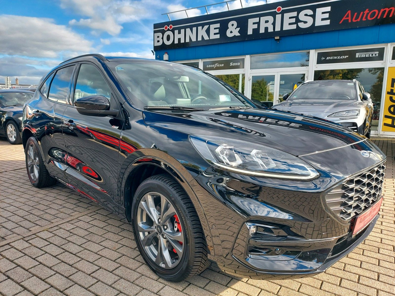 Ford Kuga Plug-In Hybrid ST-Line X ACC Assist 360° - SUV: bild 1 Ford Kuga Plug-In Hybrid ST-Line X ACC Assist 360° - SUV: bild 1