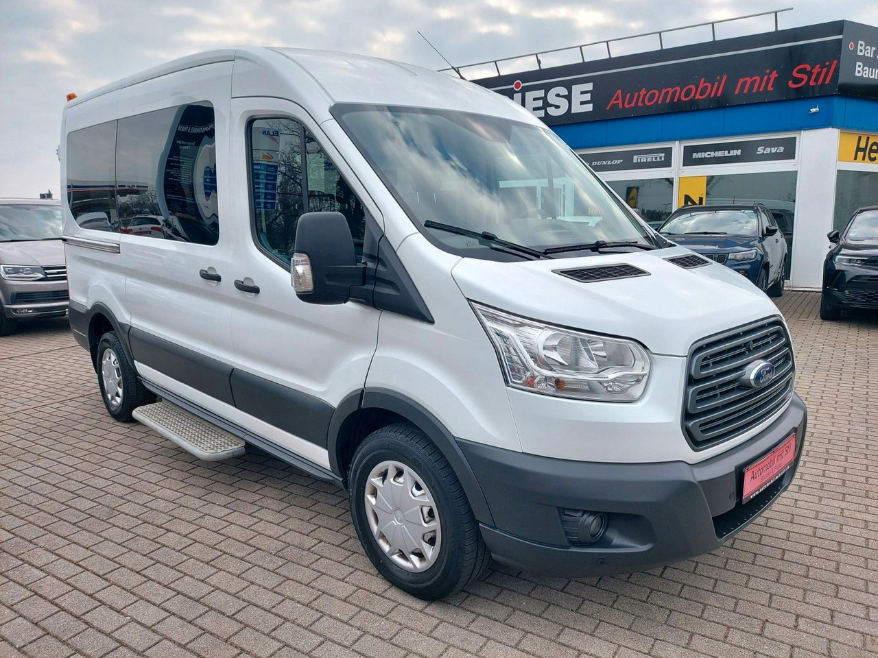 Ford Transit Kombi 330 L2 Trend 9 Sitze Klima Sitzhei - Persontransport: bild 4 Ford Transit Kombi 330 L2 Trend 9 Sitze Klima Sitzhei - Persontransport: bild 4