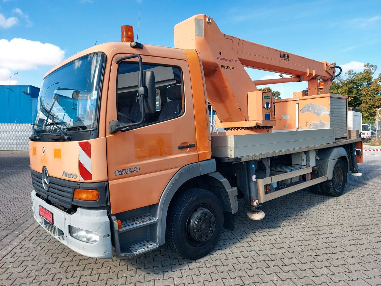 Mercedes-Benz ATEGO 1323 HUBSTEIGER WUMAG WT220H - Billift: bild 1 Mercedes-Benz ATEGO 1323 HUBSTEIGER WUMAG WT220H - Billift: bild 1