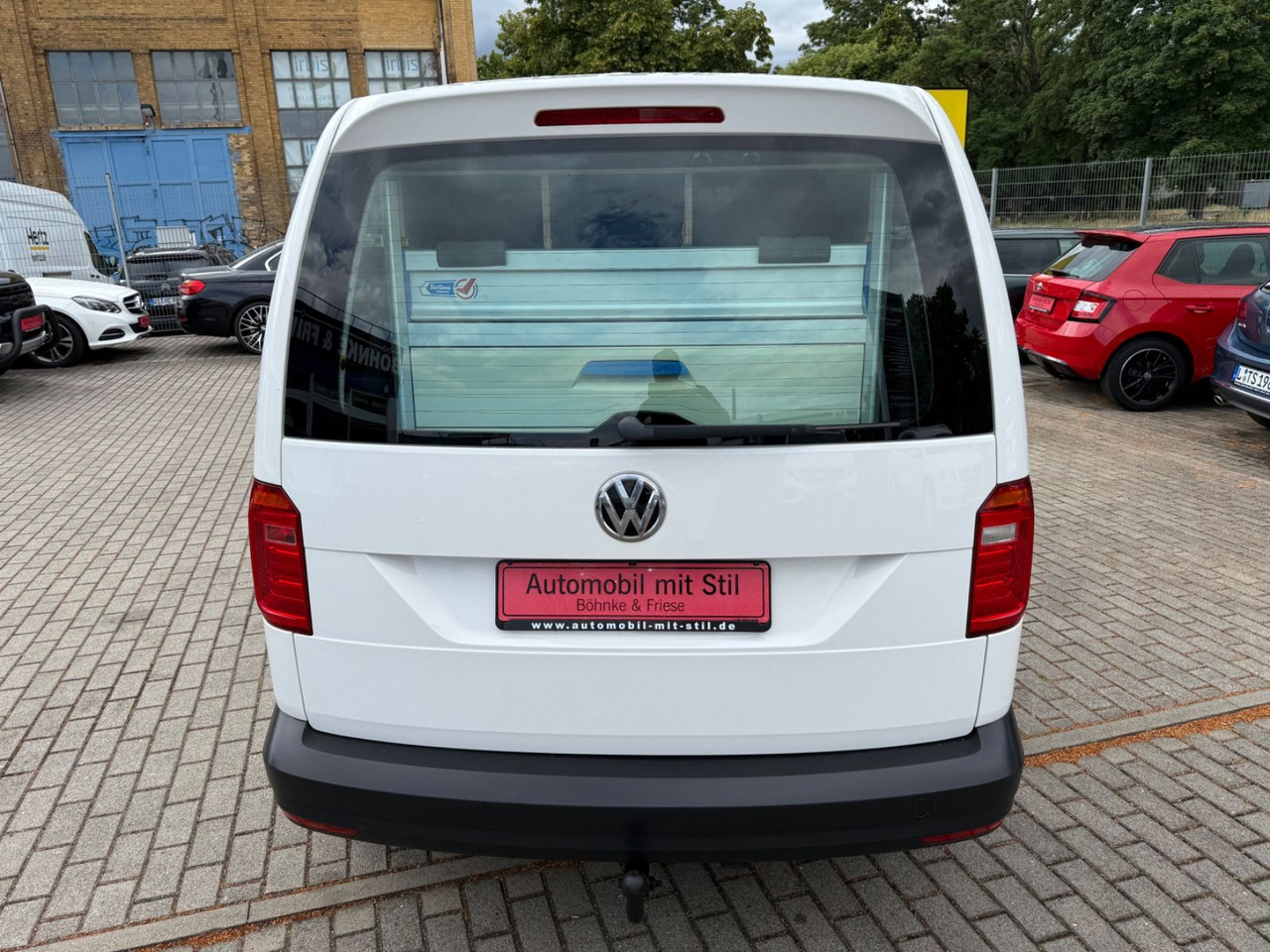 Volkswagen Caddy Nfz Kasten 4Motion KLIMA NAVI 10/25 TÜV - Persontransport: bild 5 Volkswagen Caddy Nfz Kasten 4Motion KLIMA NAVI 10/25 TÜV - Persontransport: bild 5