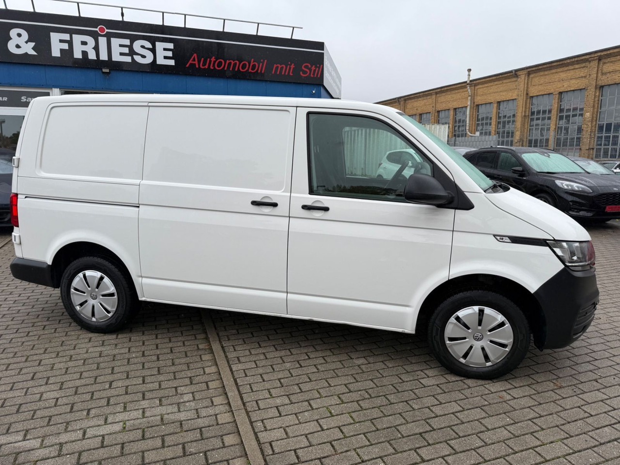 Volkswagen T6.1 Transporter Kasten DSG SHZ PDC - Persontransport: bild 2 Volkswagen T6.1 Transporter Kasten DSG SHZ PDC - Persontransport: bild 2