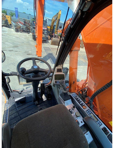 Doosan DX170W NVT - Grävmaskin på däck: bild 5 Doosan DX170W NVT - Grävmaskin på däck: bild 5