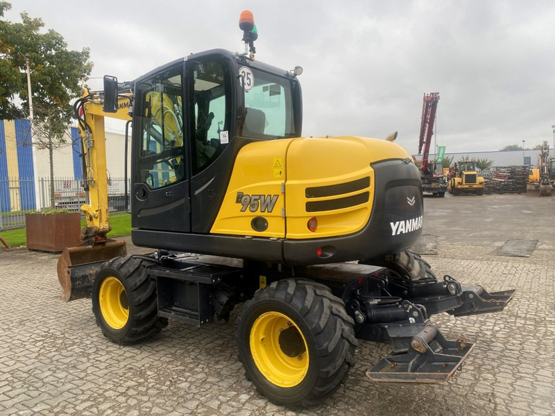 Yanmar B95w NVT - Grävmaskin på däck: bild 2 Yanmar B95w NVT - Grävmaskin på däck: bild 2