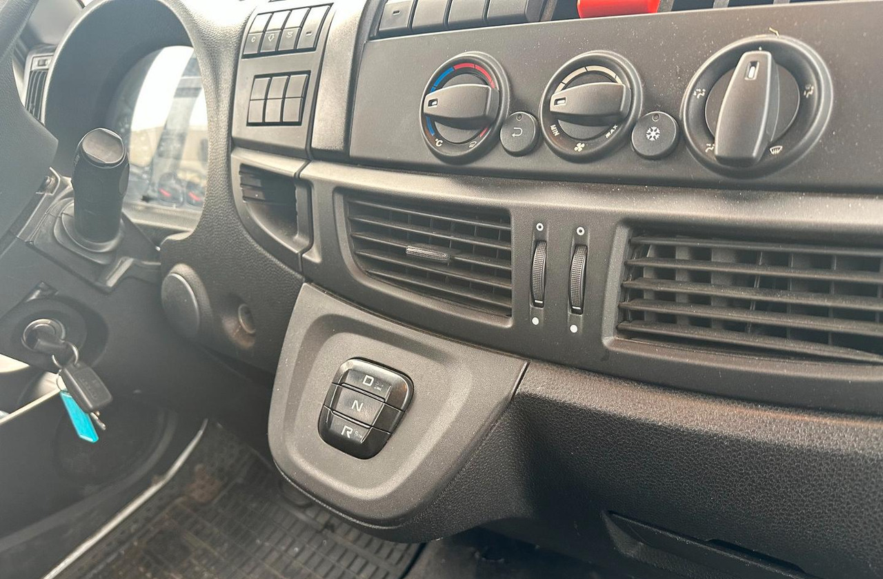Iveco 140e28 furgone sponda euro 6 - Lastbil med skåp: bild 5 Iveco 140e28 furgone sponda euro 6 - Lastbil med skåp: bild 5