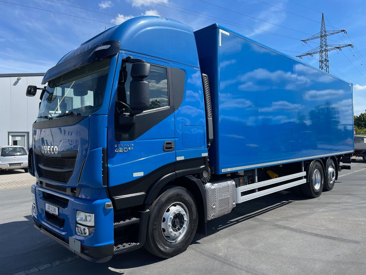 Iveco Stralis 420 Koffer/Thermoisoliert/LBW/NLA/AC/EU6 - Lastbil med skåp: bild 3 Iveco Stralis 420 Koffer/Thermoisoliert/LBW/NLA/AC/EU6 - Lastbil med skåp: bild 3