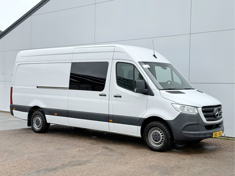 Mercedes-Benz Sprinter 319 1.9 CDI Automaat L3H2 Dubbele Cabine Mercedes ME MBUX Climate Control Camera Navigatie Trekhaak DOKA DC - Skåpbil, Dubbelhytt transportbil: bild 4 Mercedes-Benz Sprinter 319 1.9 CDI Automaat L3H2 Dubbele Cabine Mercedes ME MBUX Climate Control Camera Navigatie Trekhaak DOKA DC - Skåpbil, Dubbelhytt transportbil: bild 4
