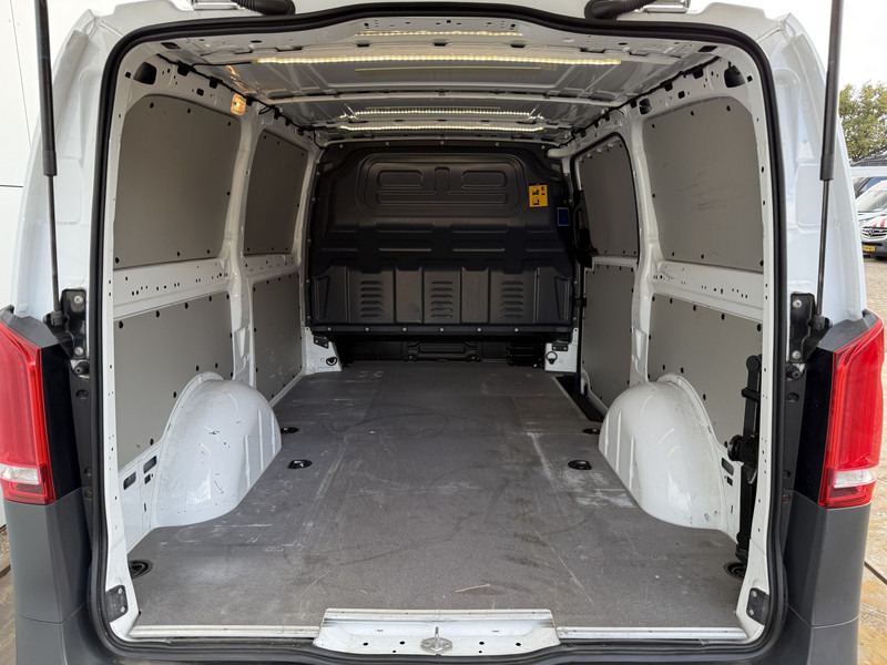Leasa Mercedes-Benz Vito 114 2.1 CDI Automaat L2H1 LED Climate Control Cruise Control Lane Assist Navigatie Camera Parkeersensoren voor achter Mercedes-Benz Vito 114 2.1 CDI Automaat L2H1 LED Climate Control Cruise Control Lane Assist Navigatie Camera Parkeersensoren voor achter: bild 12 Leasa Mercedes-Benz Vito 114 2.1 CDI Automaat L2H1 LED Climate Control Cruise Control Lane Assist Navigatie Camera Parkeersensoren voor achter Mercedes-Benz Vito 114 2.1 CDI Automaat L2H1 LED Climate Control Cruise Control Lane Assist Navigatie Camera Parkeersensoren voor achter: bild 12