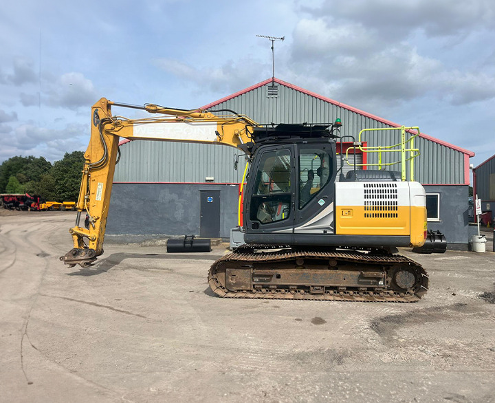 Kobelco SK130LC-11 - Bandgrävare: bild 2 Kobelco SK130LC-11 - Bandgrävare: bild 2