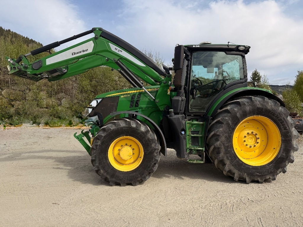 John Deere 6250 R ULTIMATE - Traktor: bild 1 John Deere 6250 R ULTIMATE - Traktor: bild 1