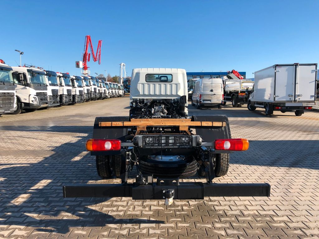 Ny Chassi lastbil FUSO CANTER 9C18H: bild 6
