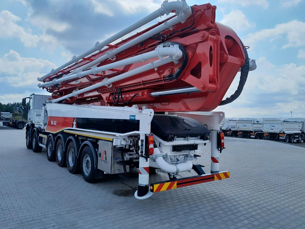 Mercedes-Benz AROCS 4451 BETONSTAR H68.20-6RZ - Betongpump: bild 3 Mercedes-Benz AROCS 4451 BETONSTAR H68.20-6RZ - Betongpump: bild 3