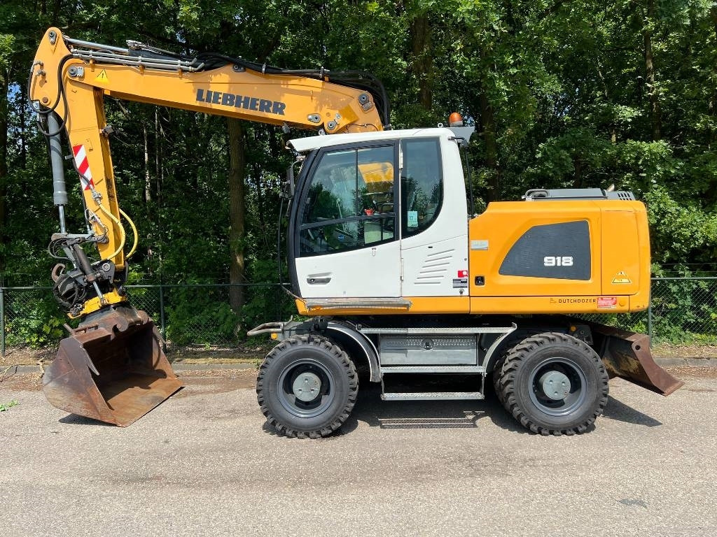Liebherr A 918 - Grävmaskin på däck: bild 2 Liebherr A 918 - Grävmaskin på däck: bild 2