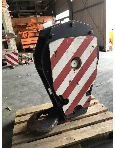 Liebherr 30t. Hook block 1-sheave 23mm - Lastbilskran för Byggmaskiner: bild 4 Liebherr 30t. Hook block 1-sheave 23mm - Lastbilskran för Byggmaskiner: bild 4