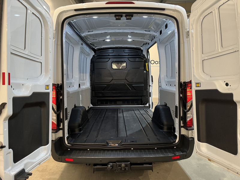 Ford Transit 2.0 TDCI L2H2 130 PK Trend / Euro 6 / Airco / Cruise Control / Trekhaak / PDC / 3-Zits / 42.300 KM !! BPM VRIJ !! - Skåpbil: bild 5 Ford Transit 2.0 TDCI L2H2 130 PK Trend / Euro 6 / Airco / Cruise Control / Trekhaak / PDC / 3-Zits / 42.300 KM !! BPM VRIJ !! - Skåpbil: bild 5