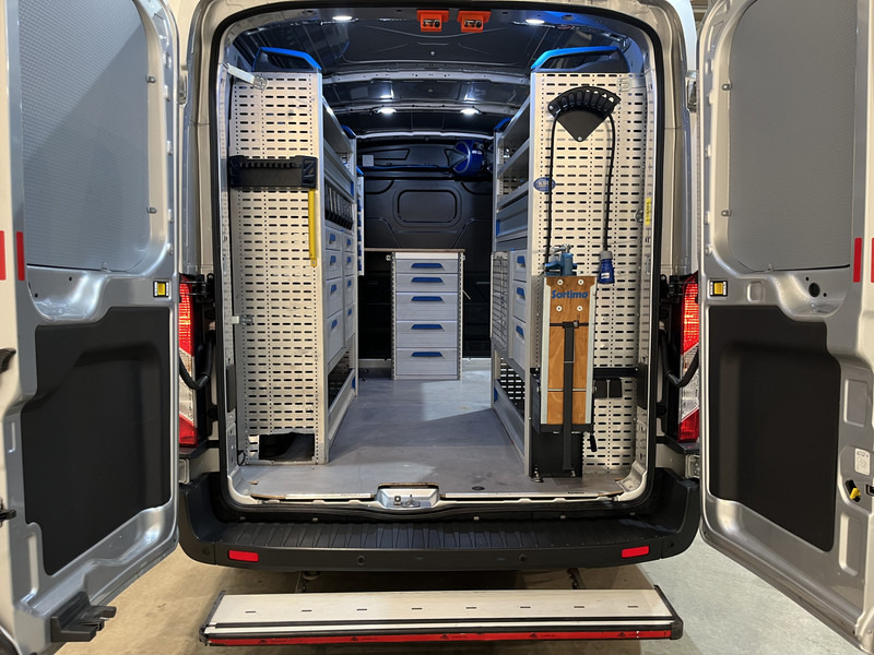 Ford Transit 350 2.0 TDCI L2H2 Trend 130 PK Automaat Servicebus / Sortimo Inrichting / Euro 6 / Airco / Cruise Control / Camera / 3-Zits / 83.500 KM !! - Skåpbil: bild 4 Ford Transit 350 2.0 TDCI L2H2 Trend 130 PK Automaat Servicebus / Sortimo Inrichting / Euro 6 / Airco / Cruise Control / Camera / 3-Zits / 83.500 KM !! - Skåpbil: bild 4