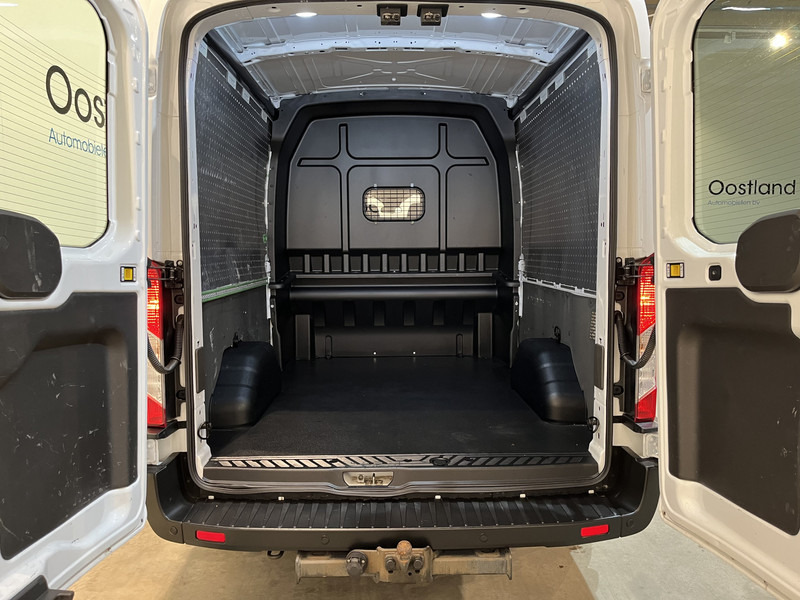 Ford Transit 350 2.0 TDCI L3H2 Trend 130 PK DC Dubbel Cabine / Euro 6 / Airco / Schuifdeur L + R / Cruise Control / Trekhaak / Camera / BPM VRIJ !! - Skåpbil, Dubbelhytt transportbil: bild 5 Ford Transit 350 2.0 TDCI L3H2 Trend 130 PK DC Dubbel Cabine / Euro 6 / Airco / Schuifdeur L + R / Cruise Control / Trekhaak / Camera / BPM VRIJ !! - Skåpbil, Dubbelhytt transportbil: bild 5