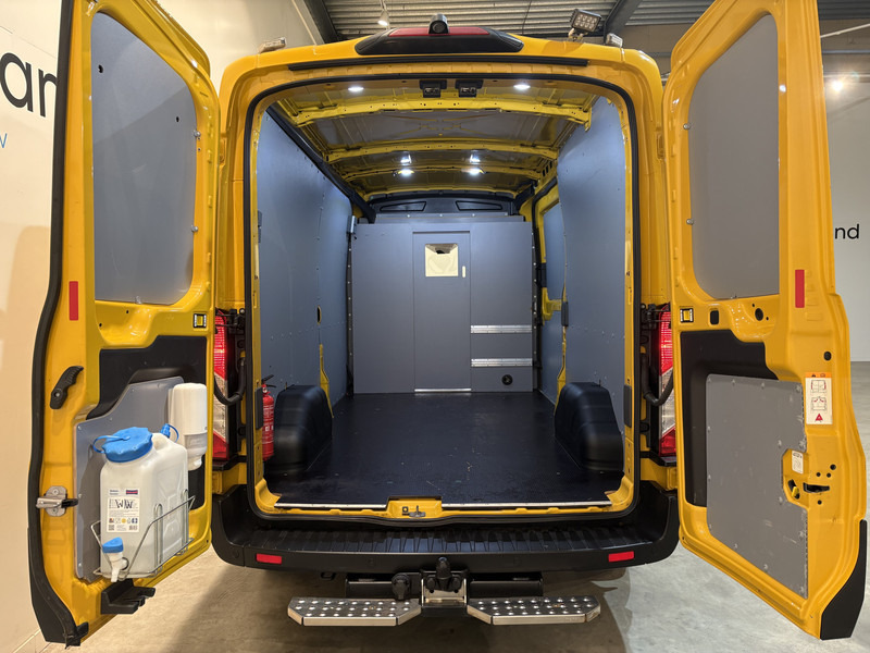 Ford Transit 350 2.0 TDCI L3H2 Trend 130 PK / Euro 6 / Airco / Cruise Control / Trekhaak / PDC - Skåpbil: bild 3 Ford Transit 350 2.0 TDCI L3H2 Trend 130 PK / Euro 6 / Airco / Cruise Control / Trekhaak / PDC - Skåpbil: bild 3