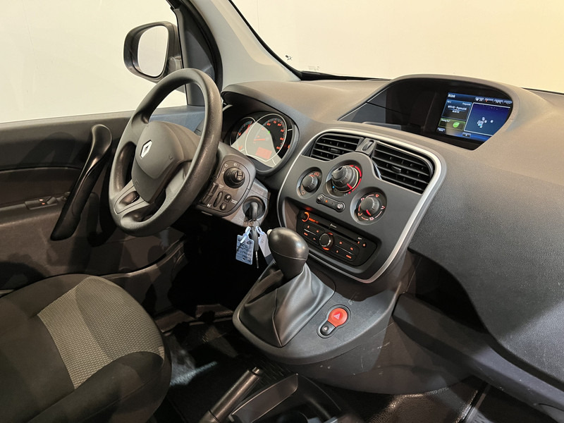 Renault Kangoo Z.E. Maxi Incl. Accu 33 KWH Automaat / 100% Elektrisch / Airco / PDC / 32.900 KM !! / BPM VRIJ !! - Små skåpbil, El transportbil: bild 3 Renault Kangoo Z.E. Maxi Incl. Accu 33 KWH Automaat / 100% Elektrisch / Airco / PDC / 32.900 KM !! / BPM VRIJ !! - Små skåpbil, El transportbil: bild 3