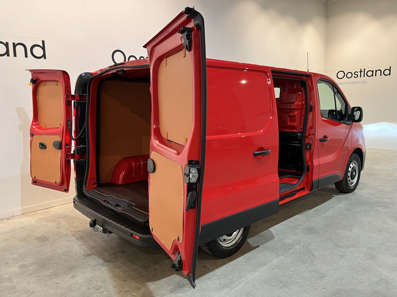 Renault Trafic 2.0 dCi 170 PK L1H1 / Euro 6 / Airco / Cruise Control / PDC / CarPlay / Navigatie / Trekhaak / LED / 3-Zits - Små skåpbil: bild 2 Renault Trafic 2.0 dCi 170 PK L1H1 / Euro 6 / Airco / Cruise Control / PDC / CarPlay / Navigatie / Trekhaak / LED / 3-Zits - Små skåpbil: bild 2