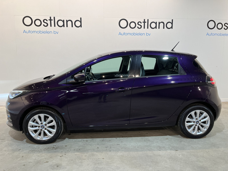 Renault ZOE R110 Experience 52 kWh (Huuraccu) / CarPlay / Camera / Airco / Cruise Control / LMV / Navigatie / 11.000 KM !! Prijs ex BTW € 11.500,- - Personbil: bild 3 Renault ZOE R110 Experience 52 kWh (Huuraccu) / CarPlay / Camera / Airco / Cruise Control / LMV / Navigatie / 11.000 KM !! Prijs ex BTW € 11.500,- - Personbil: bild 3