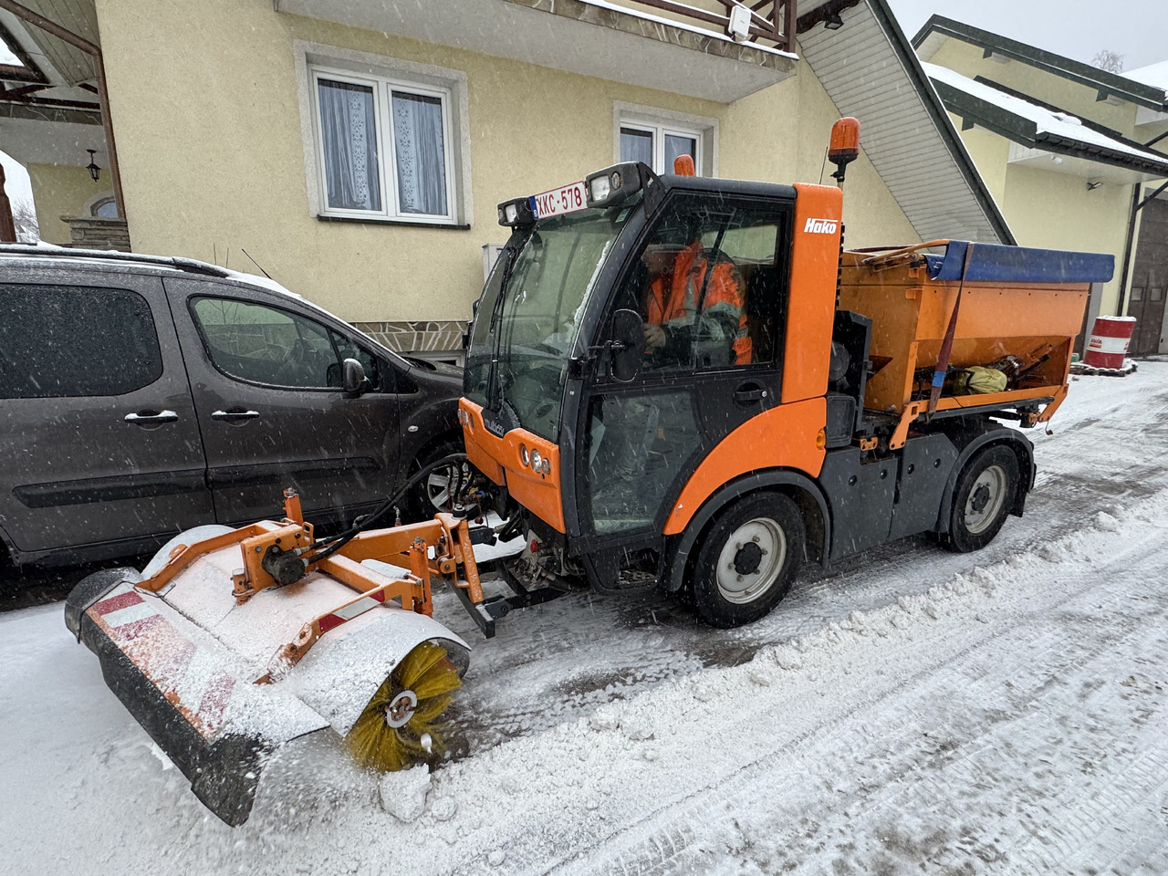 MULTICAR Hako Tremo 4x4 wywrotka Polewaczka zamiatarka pług posypywarka snow schnee - Tippbil lastbil: bild 1 MULTICAR Hako Tremo 4x4 wywrotka Polewaczka zamiatarka pług posypywarka snow schnee - Tippbil lastbil: bild 1