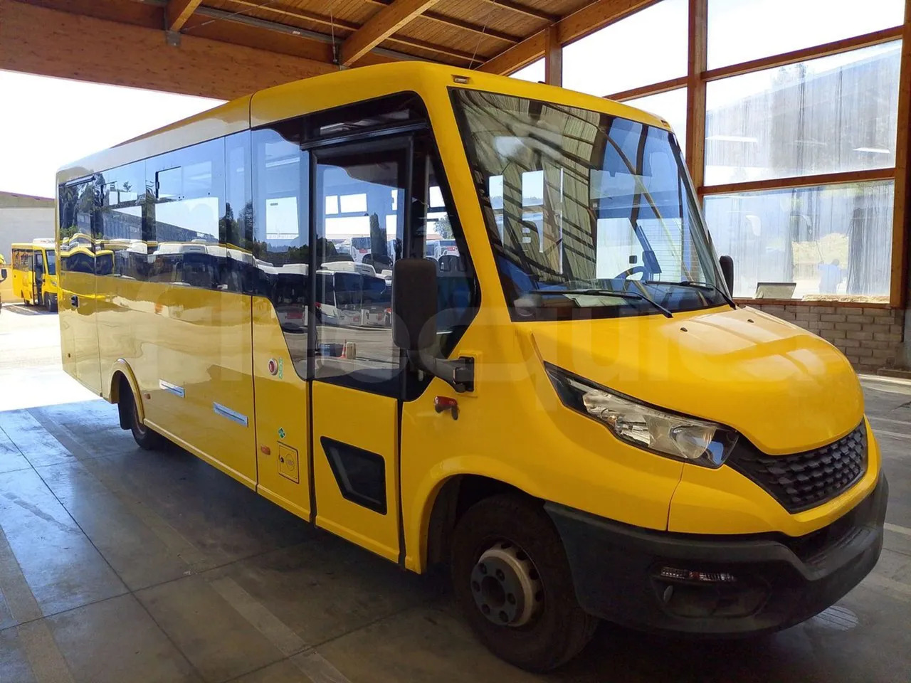 Iveco Indcar - Skolbuss: bild 1 Iveco Indcar - Skolbuss: bild 1