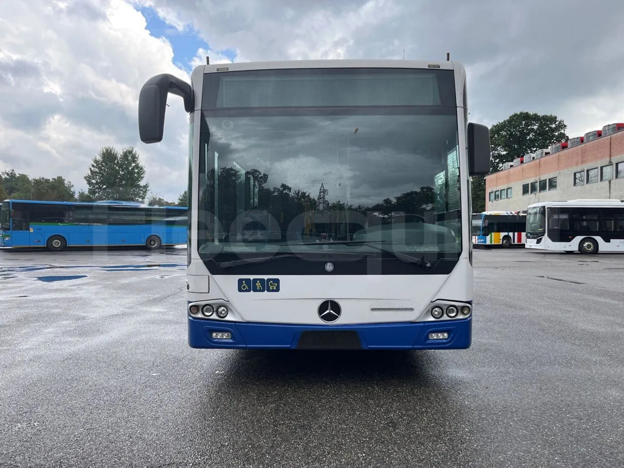 Mercedes-Benz Conecto - Stadsbuss: bild 2 Mercedes-Benz Conecto - Stadsbuss: bild 2