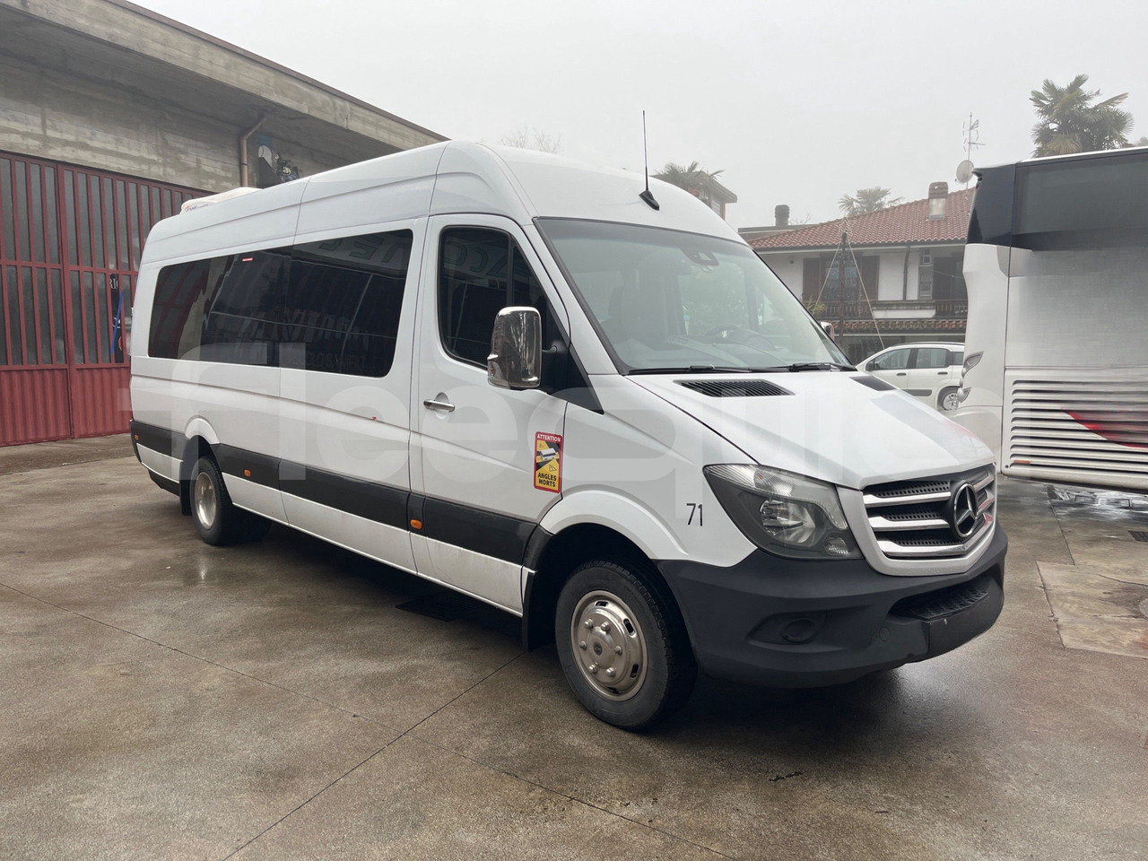 Mercedes-Benz Sprinter - Turistbuss: bild 1 Mercedes-Benz Sprinter - Turistbuss: bild 1