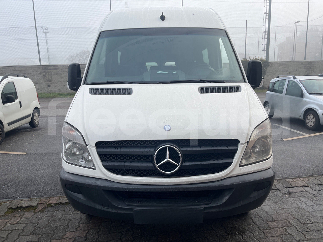 Mercedes-Benz Sprinter - Minibuss, Persontransport: bild 2 Mercedes-Benz Sprinter - Minibuss, Persontransport: bild 2