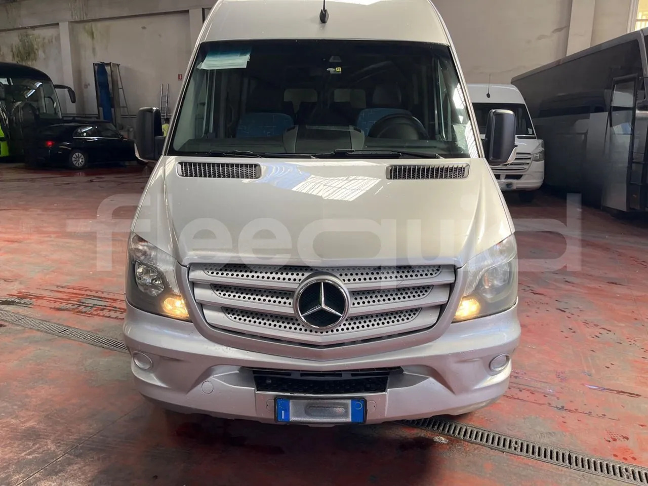 Mercedes-Benz Sprinter - Minibuss, Persontransport: bild 2 Mercedes-Benz Sprinter - Minibuss, Persontransport: bild 2
