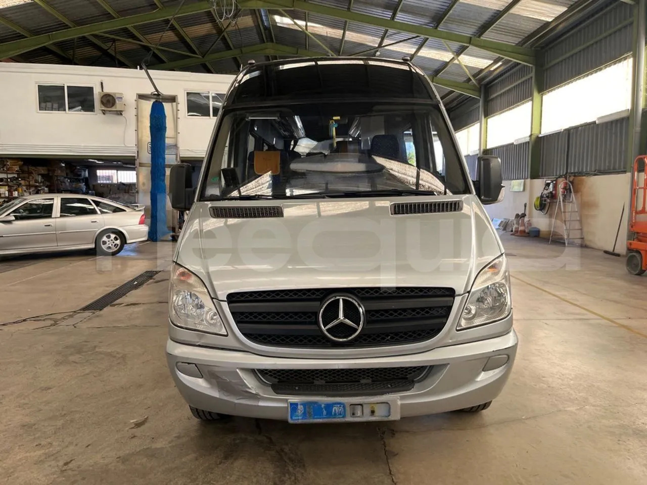 Mercedes-Benz Sprinter - Minibuss, Persontransport: bild 2 Mercedes-Benz Sprinter - Minibuss, Persontransport: bild 2