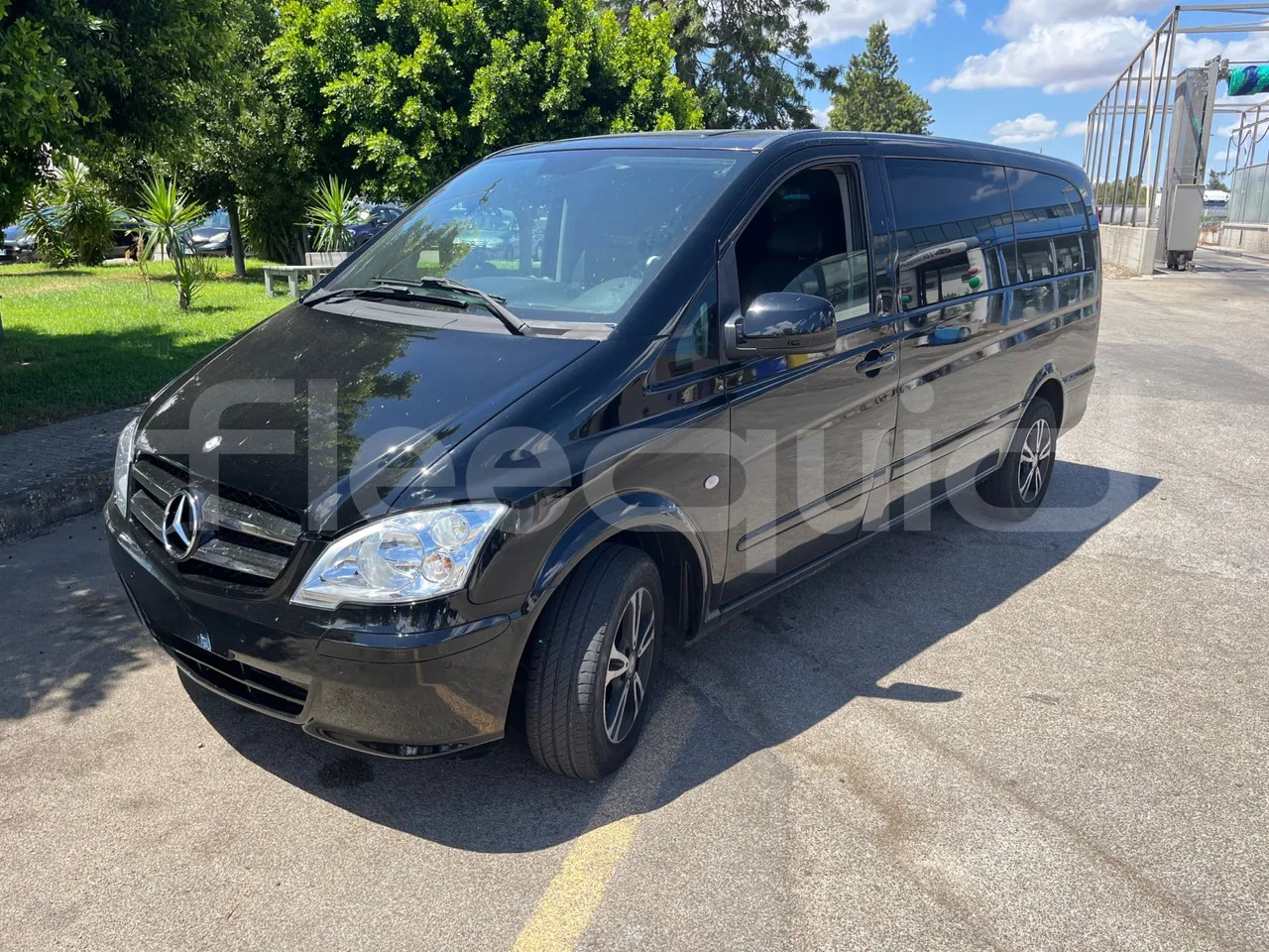 Mercedes-Benz Vito - Minibuss, Persontransport: bild 4 Mercedes-Benz Vito - Minibuss, Persontransport: bild 4