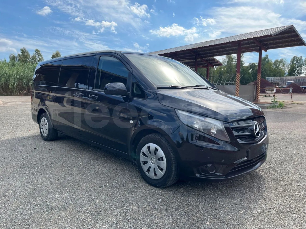 Mercedes-Benz Vito Tourer - Förortsbuss: bild 1 Mercedes-Benz Vito Tourer - Förortsbuss: bild 1