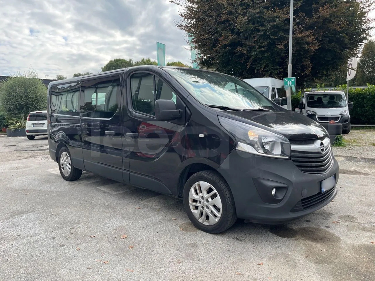 Opel Vivaro - B - Minibuss, Persontransport: bild 1 Opel Vivaro - B - Minibuss, Persontransport: bild 1