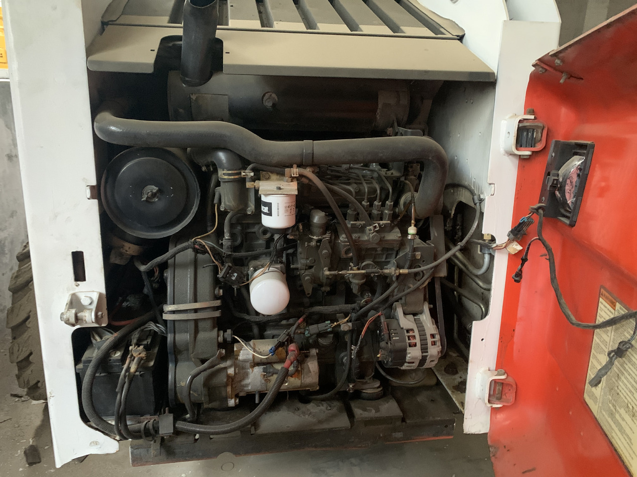 BOBCAT S300 - Kompaktlastare/ Slirstyrda lastare: bild 5 BOBCAT S300 - Kompaktlastare/ Slirstyrda lastare: bild 5