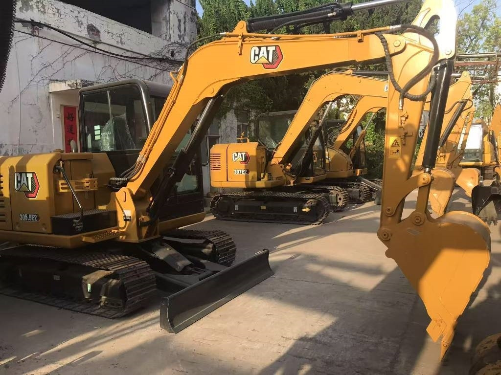 CAT 305.5E2 - Bandgrävare: bild 2 CAT 305.5E2 - Bandgrävare: bild 2