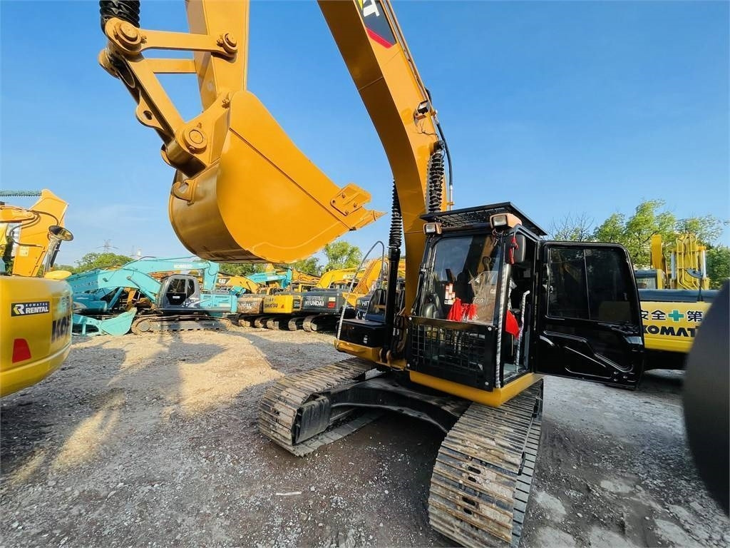 CAT 320D2L - Bandgrävare: bild 2 CAT 320D2L - Bandgrävare: bild 2
