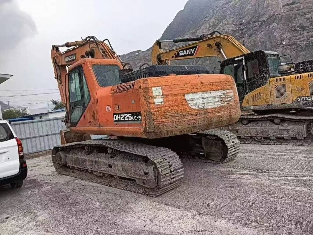 Doosan DX 225 DH225LC-9 - Bandgrävare: bild 3 Doosan DX 225 DH225LC-9 - Bandgrävare: bild 3