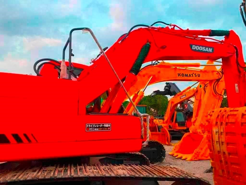 Doosan DX 225 LC - Bandgrävare: bild 3 Doosan DX 225 LC - Bandgrävare: bild 3