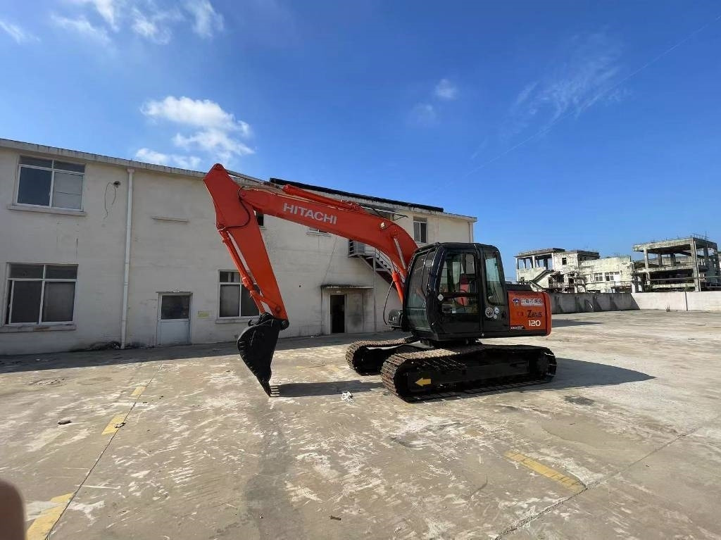 Hitachi ZX 120 - Bandgrävare: bild 2 Hitachi ZX 120 - Bandgrävare: bild 2