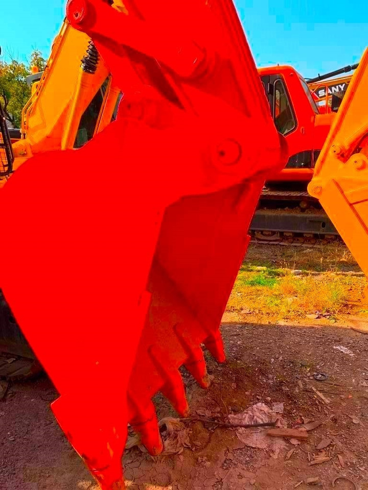 Hitachi Zaxis 240 - Bandgrävare: bild 5 Hitachi Zaxis 240 - Bandgrävare: bild 5